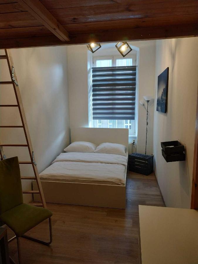 Rejtana Street Hostel Wrocław Extérieur photo